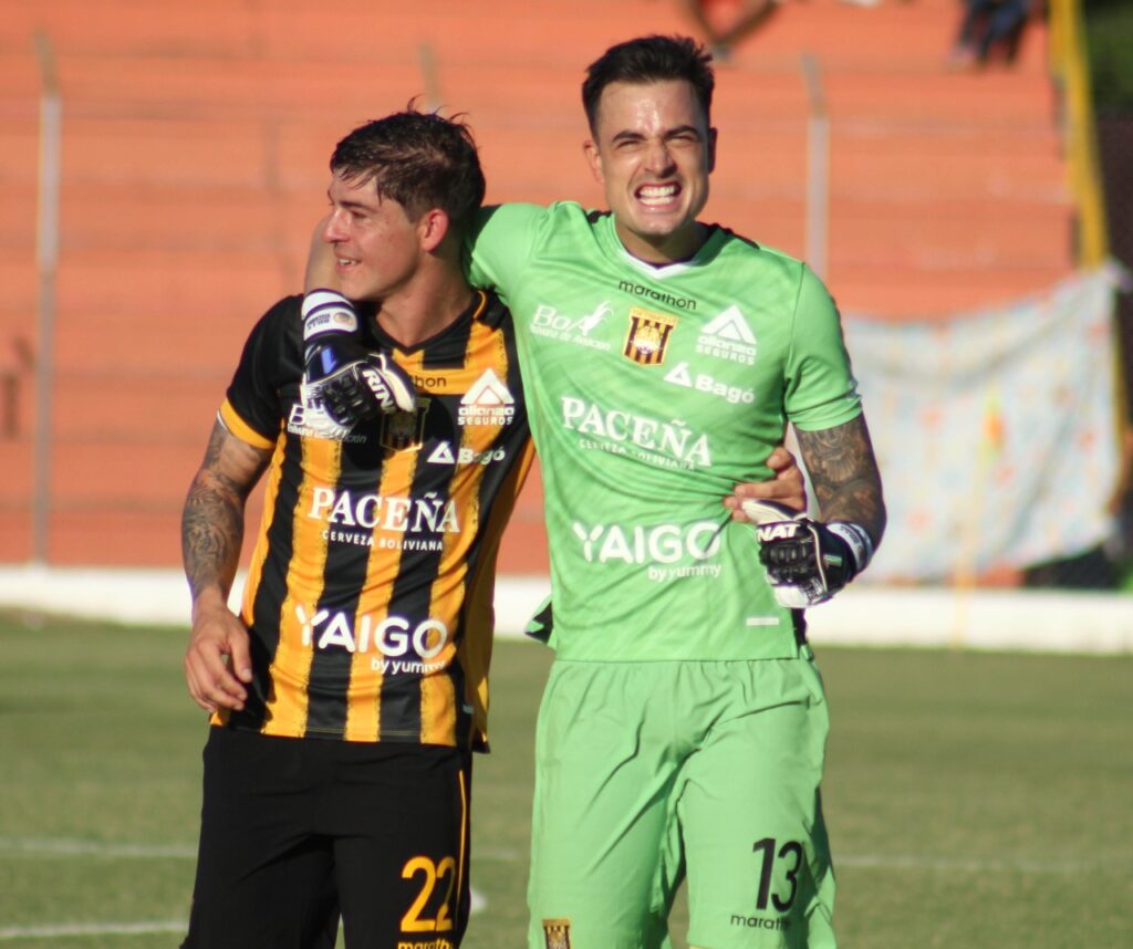 GUILLERMO VISCARRA, EL MEJOR GOLERO DE JULIO Vivasports club